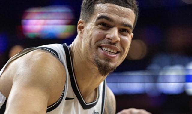 麻将胡了2-都说你2亿太贵，如今场均26+7成巨星，绝杀公牛，勇士要出手了