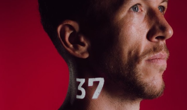 麻将胡了2-佩里西奇37岁生日，埃因霍温祝福：热情永不老，伊万生日快乐